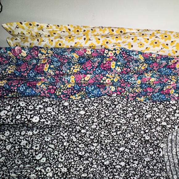 Croft&Barrow SizeL Floral Dress Bundle 3 👗’s, Pockets Stretchy Smocked Bodice - Picture 14 of 14